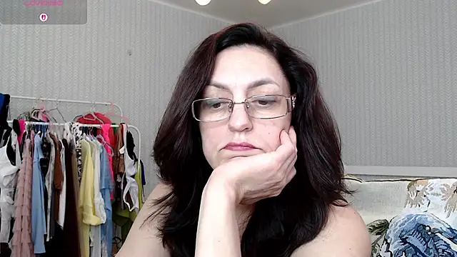 Soffya Soy online show from April 2026 07:04:02 AM