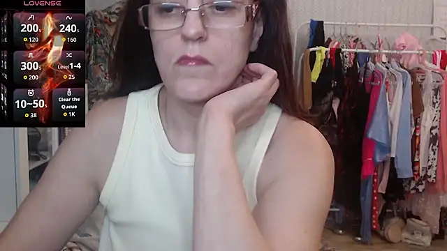 Soffya Soy online show from March 2026 08:05:01 PM