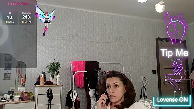 Snapshot of Soffya_Soy chatting on November 2025 01:10:02 PM Soffya Soy online show from November 2025 01:10:02 PM