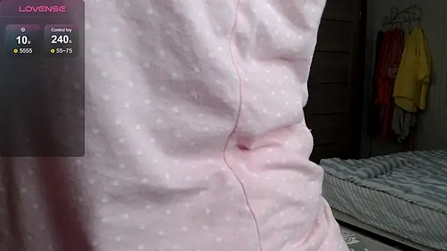 Snapshot of Soffya_Soy chatting on November 2025 12:05:02 PM Soffya Soy online show from November 2025 12:05:02 PM