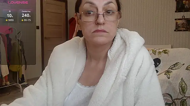 Soffya Soy online show from February 2026 09:14:02 PM