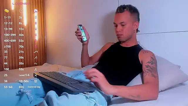 Jeremmy Love online show from February 2026 09:22:02 PM