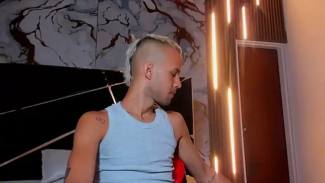 Jeremmy Love online show from March 2025 12:12:01 PM
