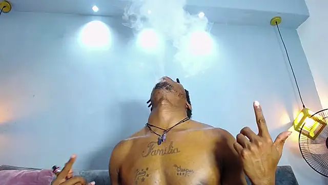 Snapshot of xxxhotbbc chatting on March 2025 06:55:02 PM xxxhotbbc online show from March 2025 06:55:02 PM