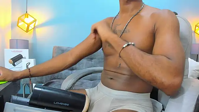 Snapshot of xxxhotbbc chatting on October 2025 03:10:01 AM xxxhotbbc online show from October 2025 03:10:01 AM