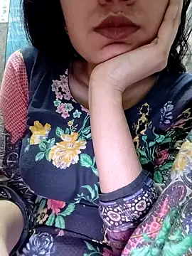 Snapshot of cute_IndianBabe chatting on February 2026 01:27:02 AM cute IndianBabe online show from February 2026 01:27:02 AM