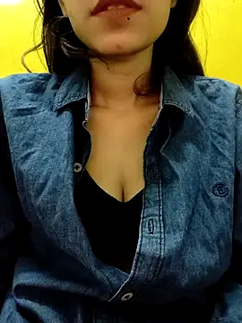 cute IndianBabe online show from March 2025 01:46:01 AM