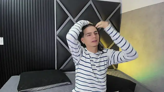 Martshall09 online show from October 2025 09:47:01 PM