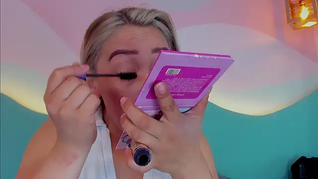 Snapshot of Lannajansen chatting on October 2025 02:38:01 PM Lannajansen online show from October 2025 02:38:01 PM