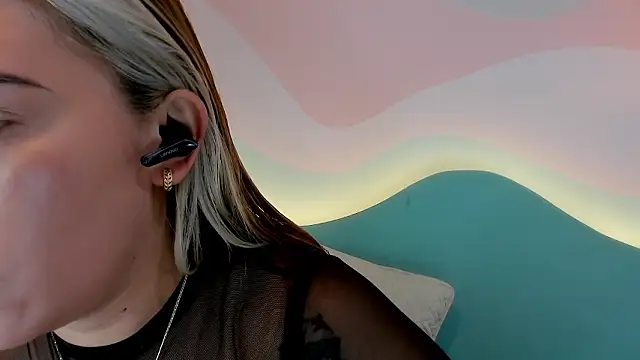 Lannajansen online show from February 2026 01:16:02 PM