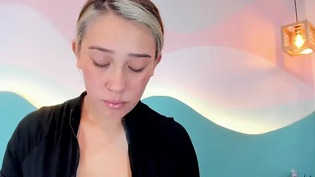 Snapshot of Lannajansen chatting on November 2025 01:11:01 PM Lannajansen online show from November 2025 01:11:01 PM