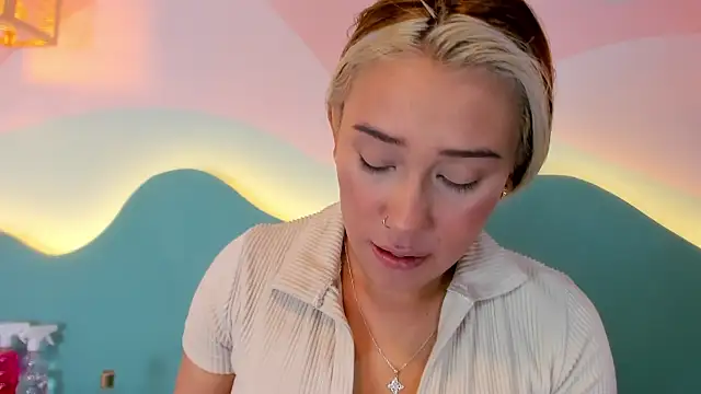 Lannajansen online show from January 2026 02:00:02 PM