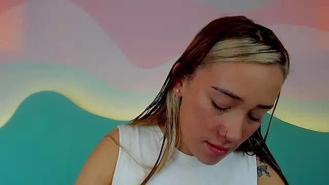 Snapshot of Lannajansen chatting on November 2025 01:03:02 PM Lannajansen online show from November 2025 01:03:02 PM