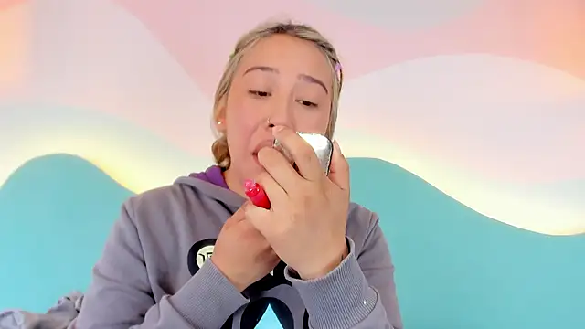 Snapshot of Lannajansen chatting on November 2025 02:53:01 PM Lannajansen online show from November 2025 02:53:01 PM