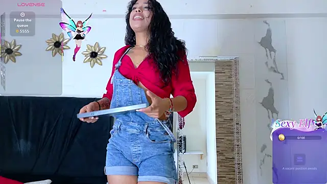 Akemirosse online show from December 2025 08:33:02 PM