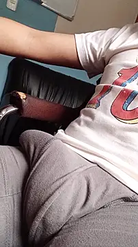 Snapshot of Andre16c chatting on January 2026 02:57:01 PM Andre16c online show from January 2026 02:57:01 PM