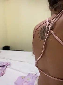 White Lu online show from November 2025 02:34:02 AM