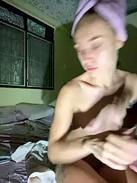 White Lu online show from January 2026 02:13:01 PM