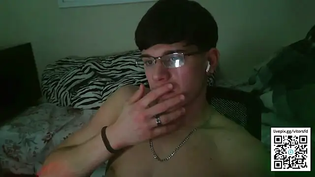vitorsafado19 online show from October 2025 06:15:01 AM