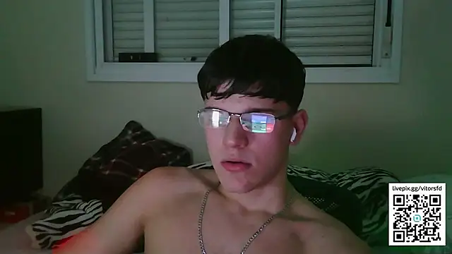 vitorsafado19 online show from September 2025 01:39:01 AM