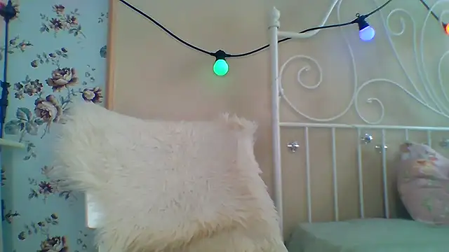 Frankie Foxie online show from February 2025 05:45:01 AM