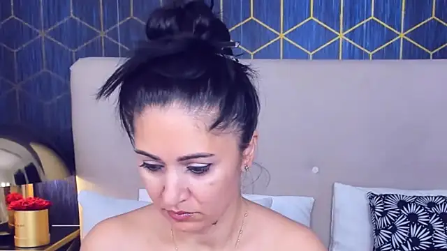 Snapshot of ValeryBlakes chatting on October 2025 06:20:01 PM ValeryBlakes online show from October 2025 06:20:01 PM