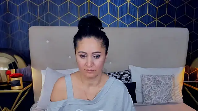 Snapshot of ValeryBlakes chatting on November 2025 06:44:01 PM ValeryBlakes online show from November 2025 06:44:01 PM