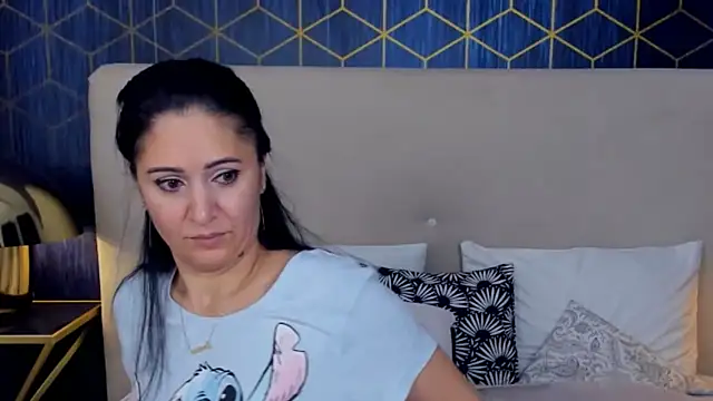 Snapshot of ValeryBlakes chatting on November 2025 07:18:01 PM ValeryBlakes online show from November 2025 07:18:01 PM