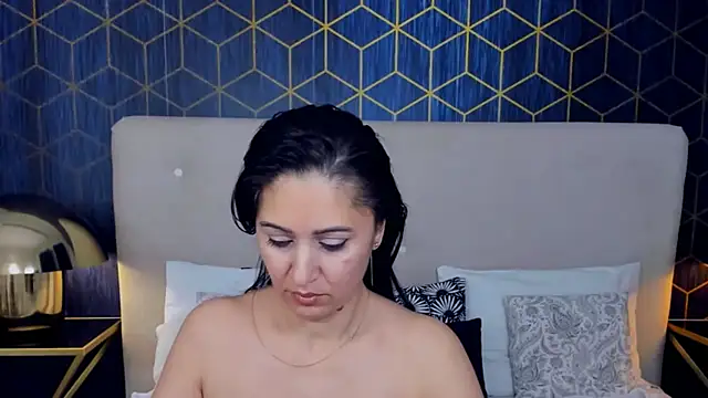 Snapshot of ValeryBlakes chatting on November 2025 08:13:02 PM ValeryBlakes online show from November 2025 08:13:02 PM