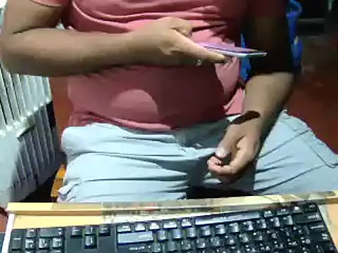 Snapshot of lolboy1234Z chatting on November 2025 06:33:02 PM lolboy1234Z online show from November 2025 06:33:02 PM