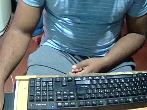 Snapshot of lolboy1234Z chatting on November 2025 06:33:01 PM lolboy1234Z online show from November 2025 06:33:01 PM