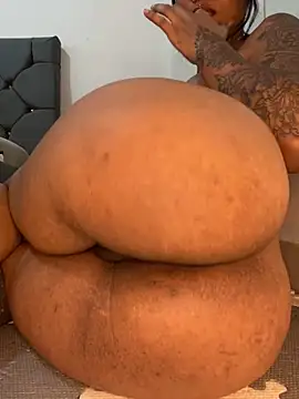 Snapshot of Charlotte_bronxxx chatting on September 2025 08:59:01 PM Charlotte bronxxx online show from September 2025 08:59:01 PM