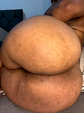 Charlotte bronxxx online show from December 2025 10:58:02 AM