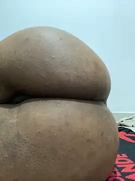 Snapshot of Charlotte_bronxxx chatting on February 2025 09:41:02 PM Charlotte bronxxx online show from February 2025 09:41:02 PM