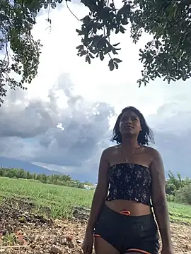 Snapshot of Charlotte_bronxxx chatting on January 2025 09:51:02 PM Charlotte bronxxx online show from January 2025 09:51:02 PM