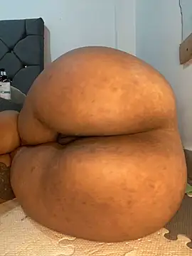 Snapshot of Charlotte_bronxxx chatting on September 2025 08:35:02 PM Charlotte bronxxx online show from September 2025 08:35:02 PM