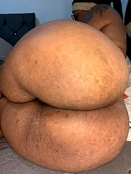 Charlotte bronxxx online show from December 2025 10:53:02 PM