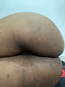 Snapshot of Charlotte_bronxxx chatting on February 2025 05:50:01 PM Charlotte bronxxx online show from February 2025 05:50:01 PM