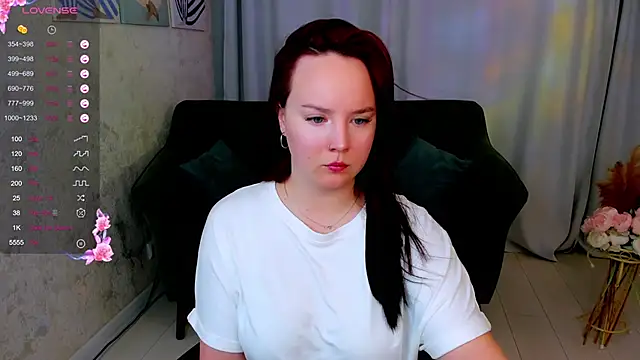 maya suun online show from November 2025 02:15:02 AM