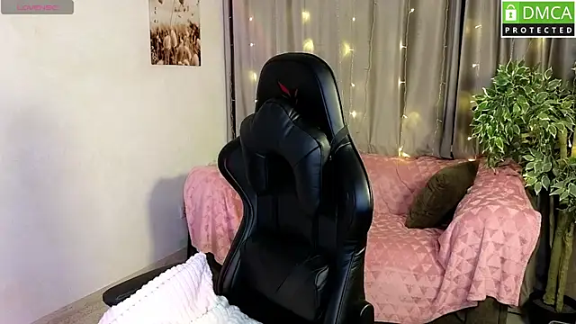 lu muon online show from November 2025 12:03:02 AM