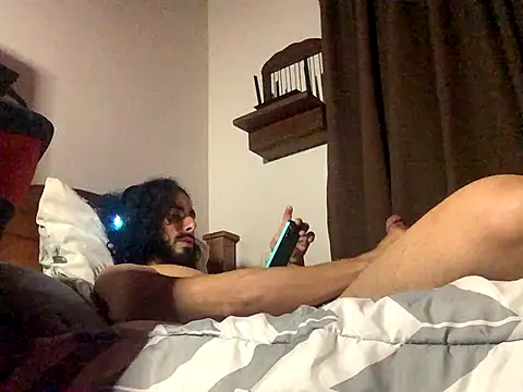 Nooneisthis online show from November 2025 08:02:02 AM