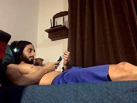 Nooneisthis online show from October 2025 04:53:02 AM