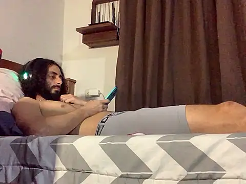 Nooneisthis online show from January 2026 06:31:01 AM