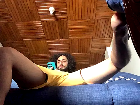 Nooneisthis online show from November 2025 07:58:02 PM