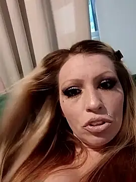 Snapshot of barbieinbondage7 chatting on June 2026 12:44:02 AM barbieinbondage7 online show from June 2026 12:44:02 AM