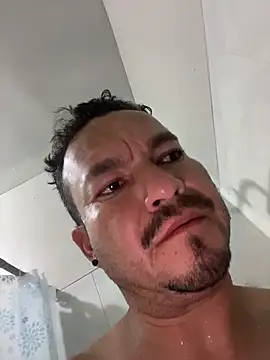 paullliliu online show from February 2026 11:10:02 AM