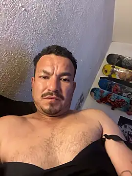 paullliliu online show from January 2026 12:54:02 PM