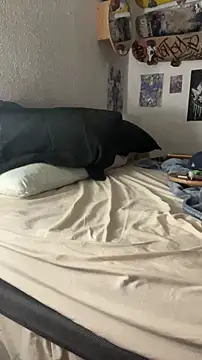 paullliliu online show from September 2025 09:16:02 AM