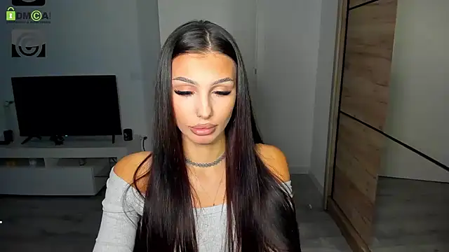 HelenShawn online show from February 2026 09:37:01 PM