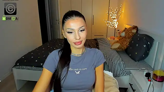 HelenShawn online show from February 2026 09:13:02 PM